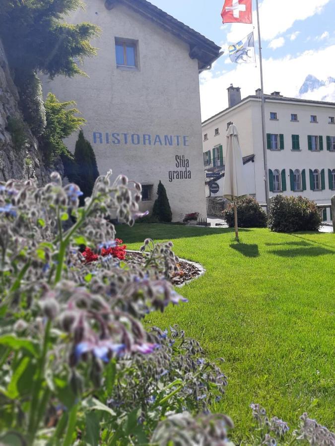 Hotel Stuea Granda Сольо Экстерьер фото
